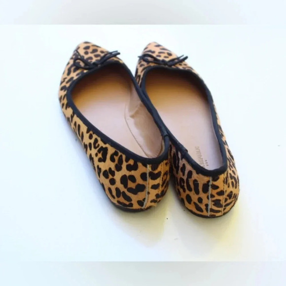 Banana Republic flats - Picture 3 of 11